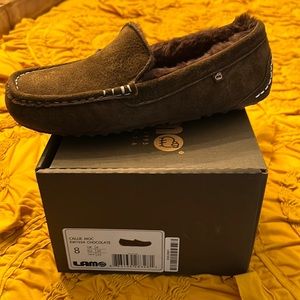 Womens Lamo Callie Moccasin Slippers size 8